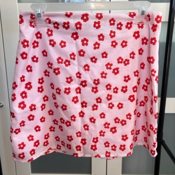 Two Shein Mini Skirts - Picture 1 of 2